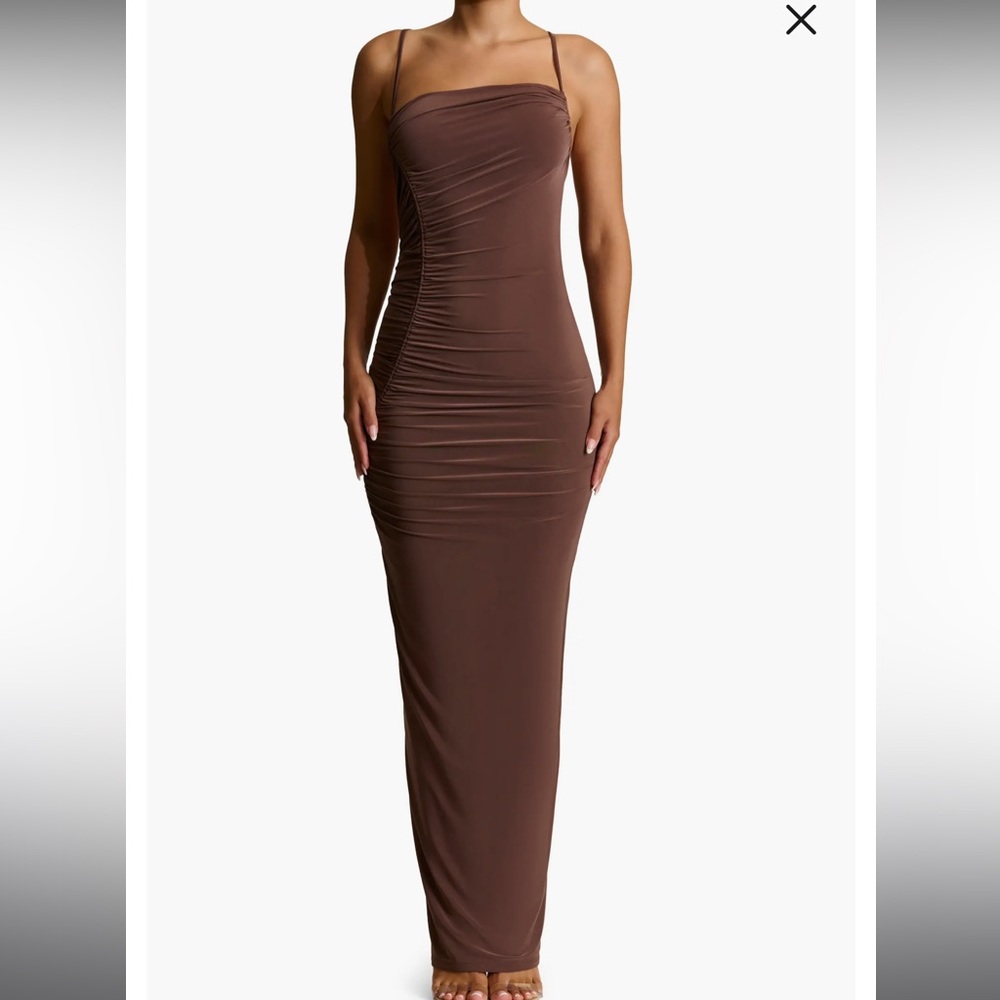 HOURGLASS RUCHED OPEN BACK MAXI DRESS -
CHOCOLATE small